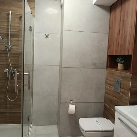 Cicha - Bezplatny Parking Apartmán Krynica-Zdrój